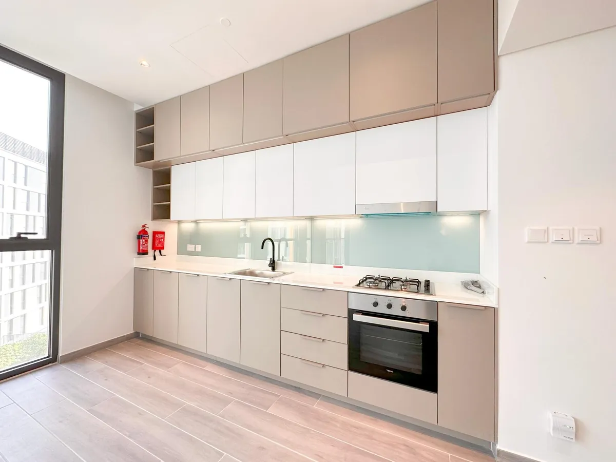 Kitchen of a Noor apartment, photo